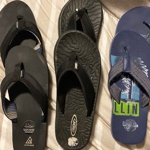 Set of 3 pair men’s flip flops. Size 10